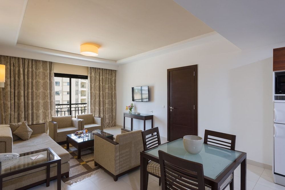 undefined Corail Suites Hotel 4