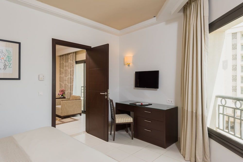 undefined Corail Suites Hotel 3