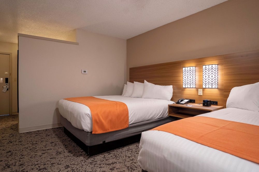 Maswik Lodge - Inside the Park Standard Room, 2 Queen Beds (North)