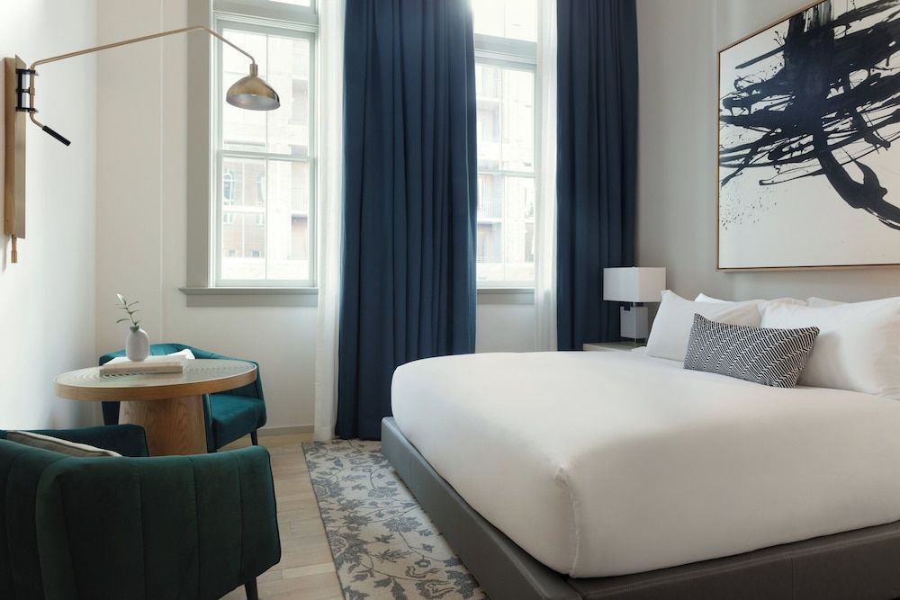 Suite, 1 King Bed, Accessible (Historic Pythias)