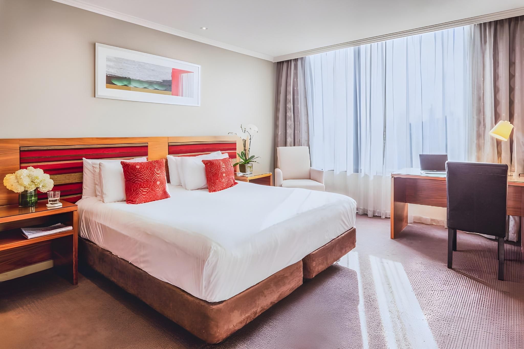 View Melbourne Standard Queen 2