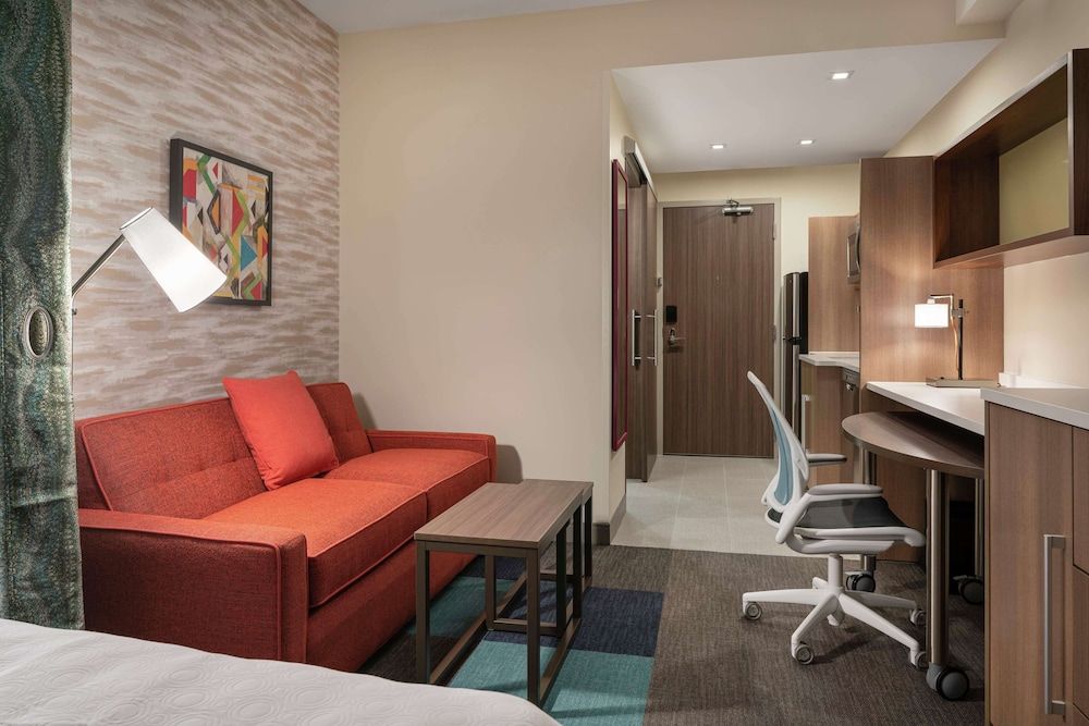 Home2 Suites by Hilton Denver Downtown Convention Center Studio Suite, 1 King Bed 3