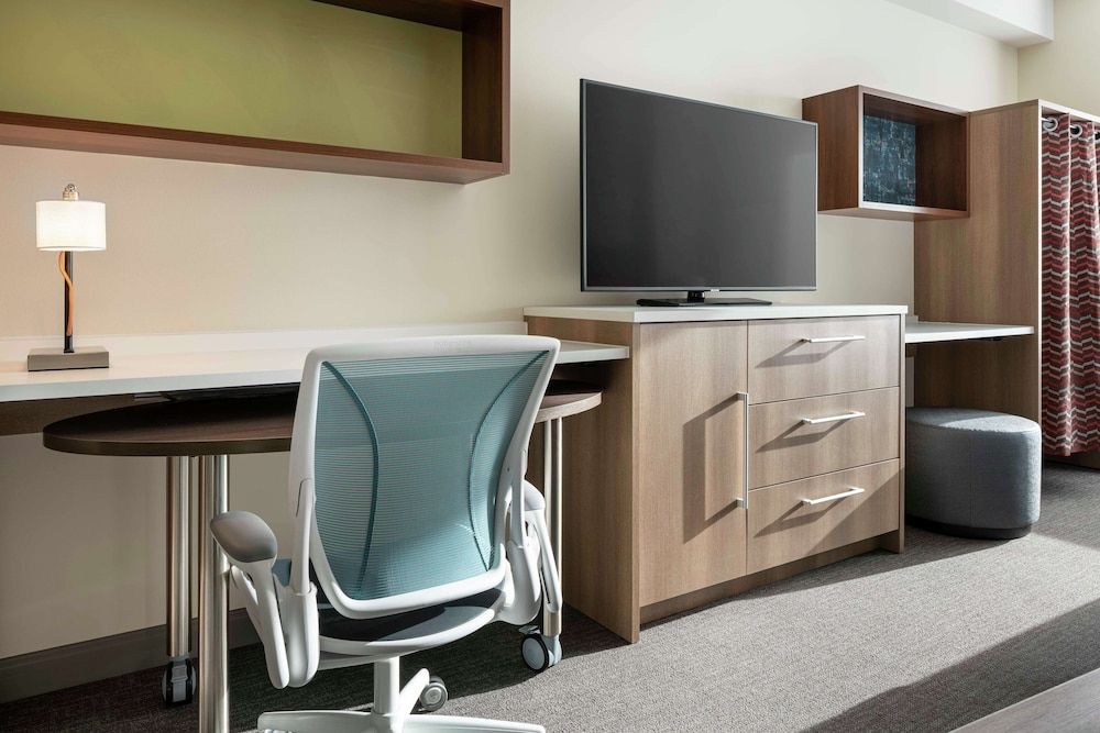 Home2 Suites by Hilton Denver Downtown Convention Center Studio Suite, 1 King Bed 2