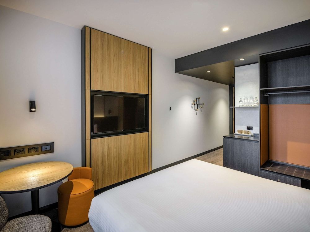 Classic Room, 1 King Bed