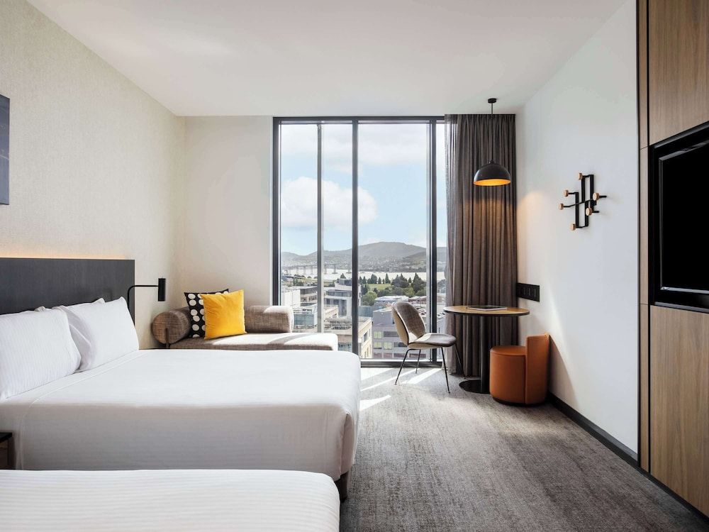 Deluxe Room, 2 Double Beds, Harbor View