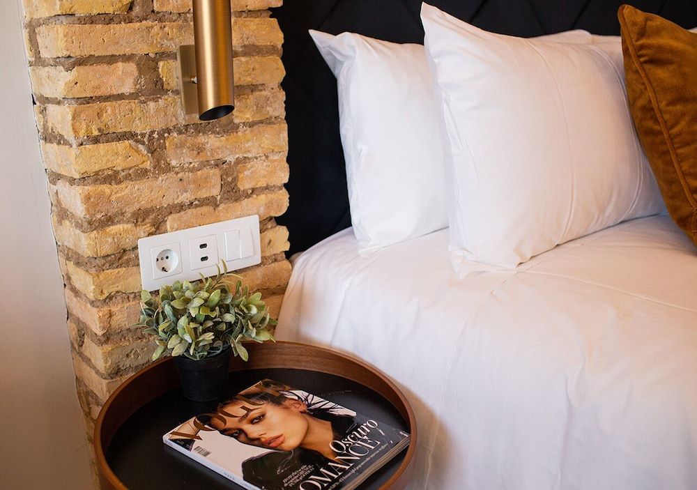 Voghe Premium Flats Studio (Pret a Porter) 21