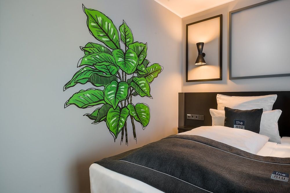 Standard Room, 1 Queen Bed