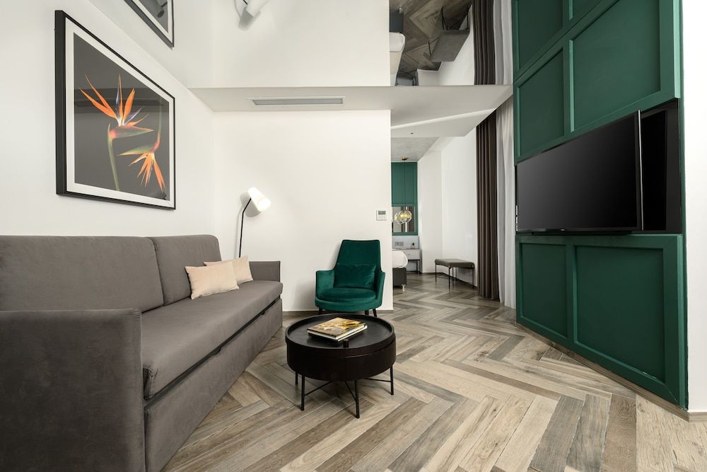 The Embassy Valletta Hotel Deluxe Family Room 6