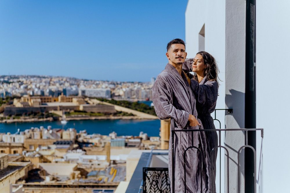 The Embassy Valletta Hotel Superior Double or Twin Room, Sea View 3