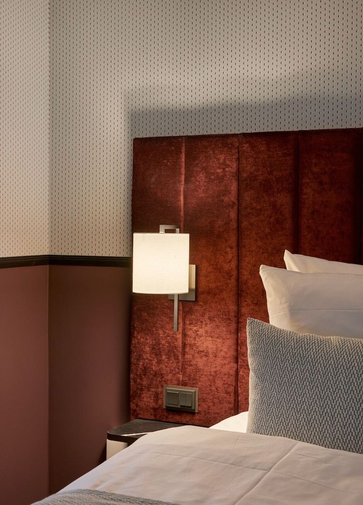 undefined WIDE Hotel 10