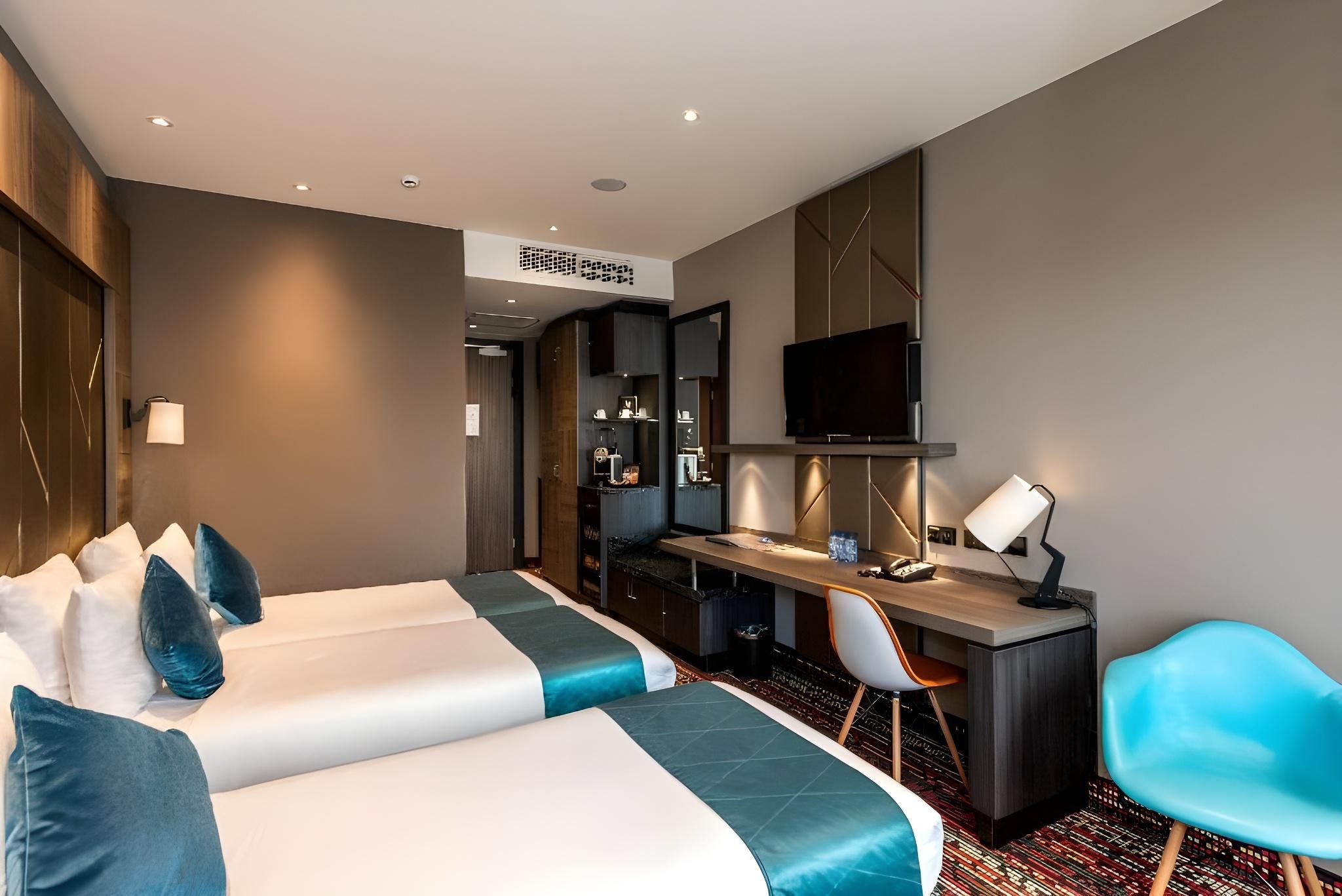 undefined XO Hotels Couture 9