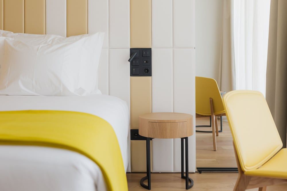 Lumen Hotel & The Lisbon Light Show Deluxe Double Room, City View 3