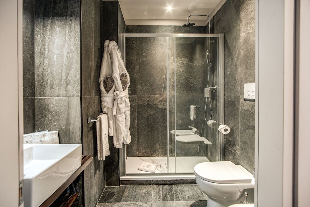 Hotel 77 Seventy-Seven Classic Room, 1 Double Bed, Annex Building (Via Agostino Depretis 70) 5