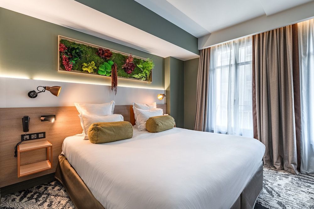 undefined Hotel B55 5