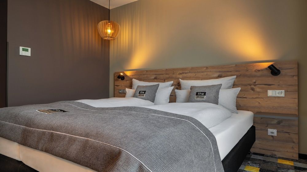 Holiday Inn - the niu, Timber Esslingen by IHG Premium Room, 1 Queen Bed