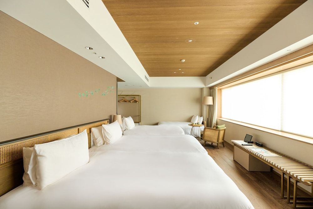 Deluxe Grand Twin for 4 people, Non-Smoking