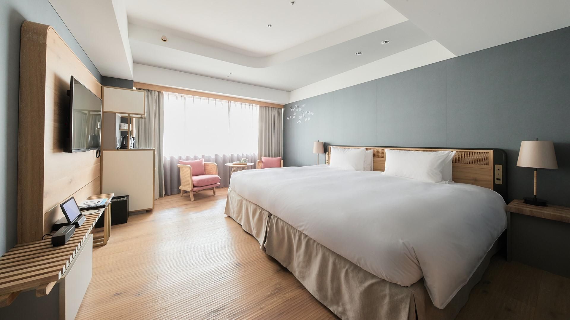 Superior Wide Double Room for 3 People