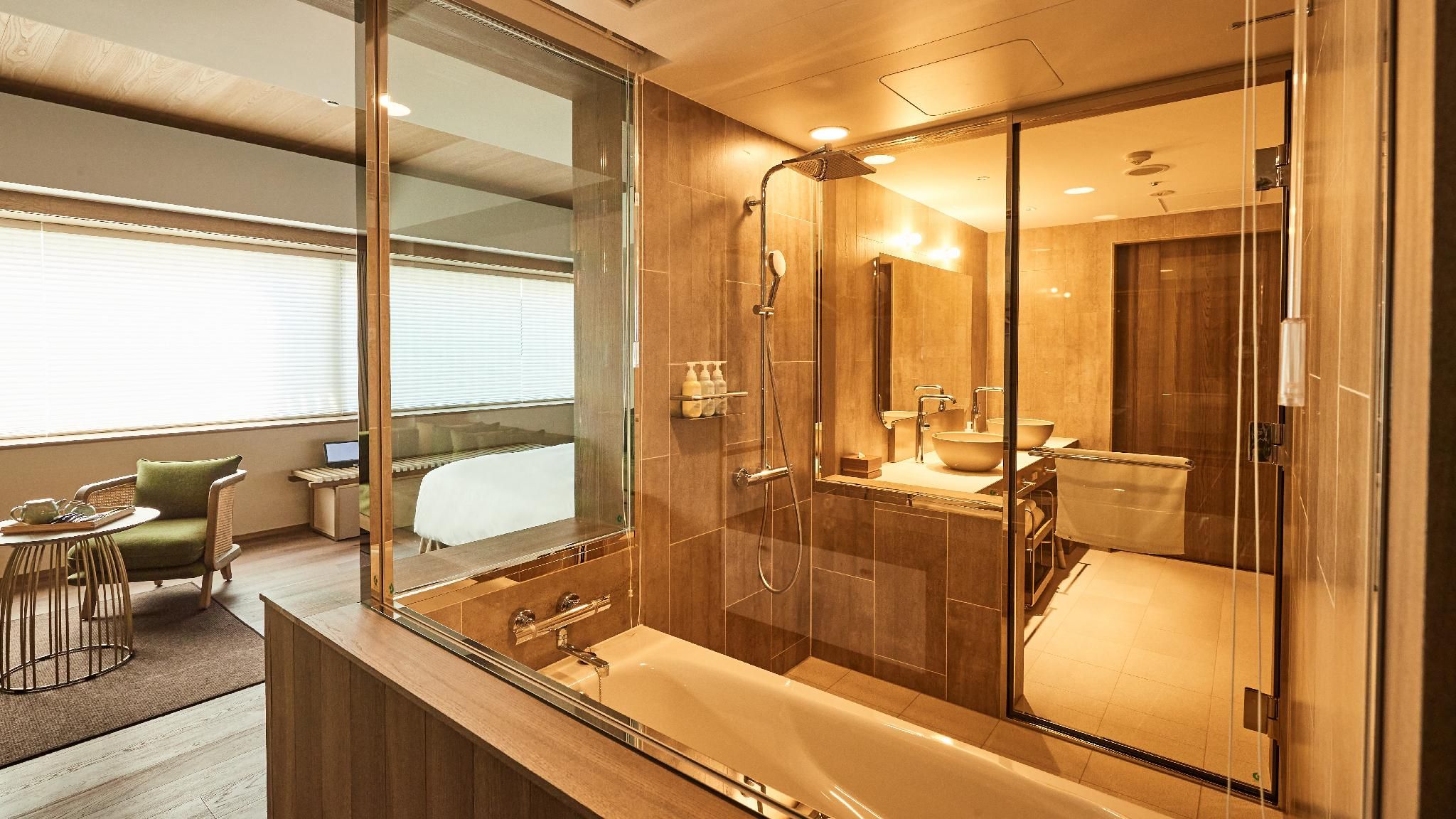 Deluxe Grand Twin Room for 3 People