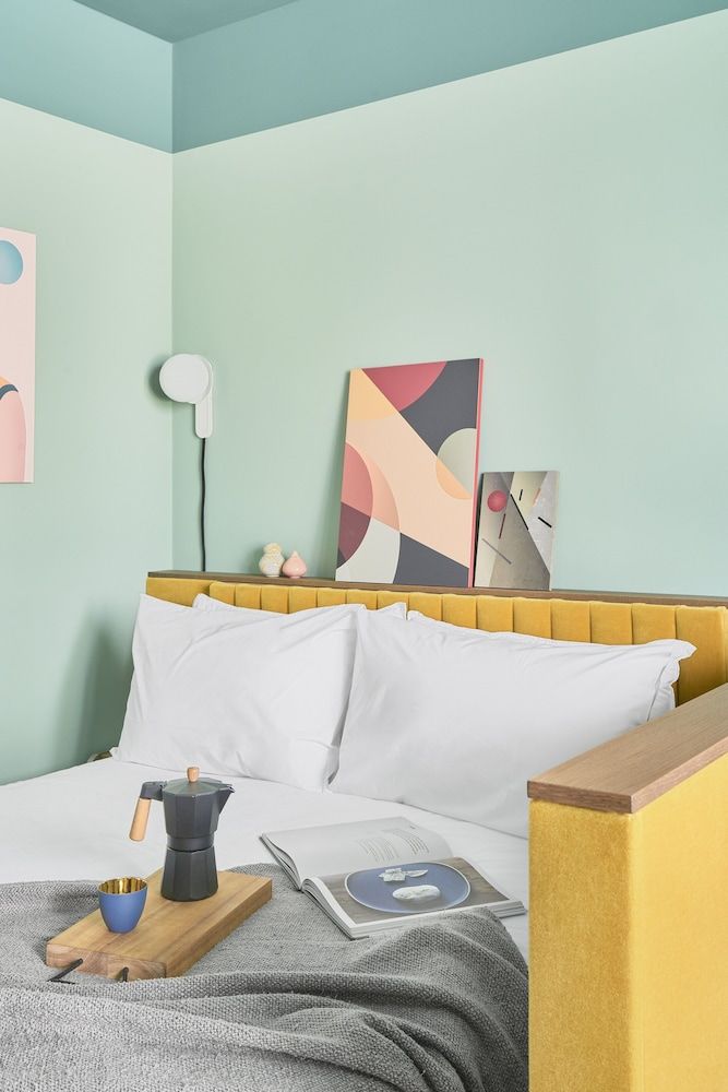 Schwan Locke Locke Studio 15