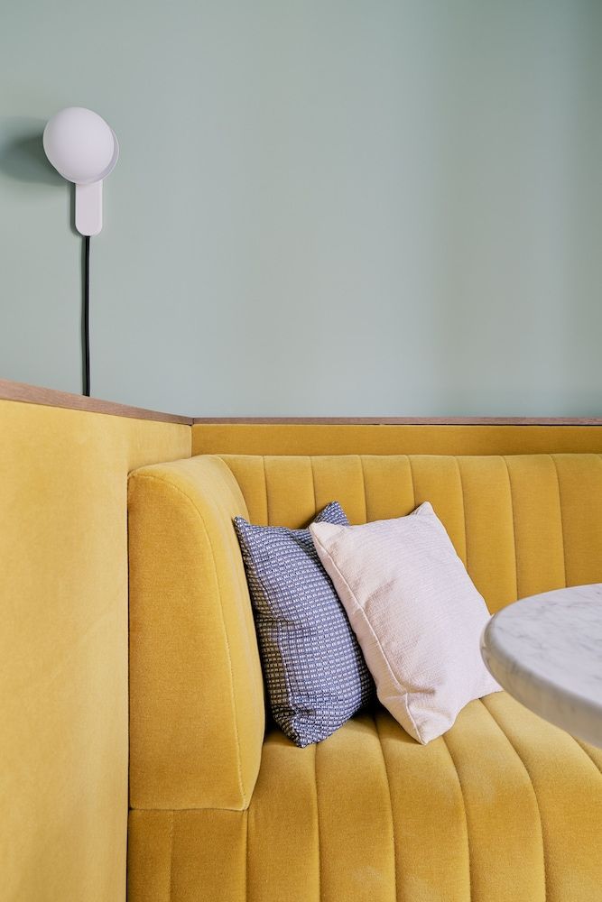 Schwan Locke Locke Studio 14