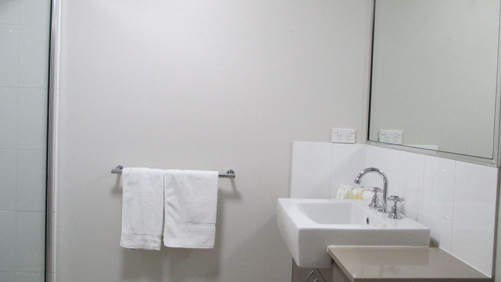 undefined Edge Apartments Cairns 10