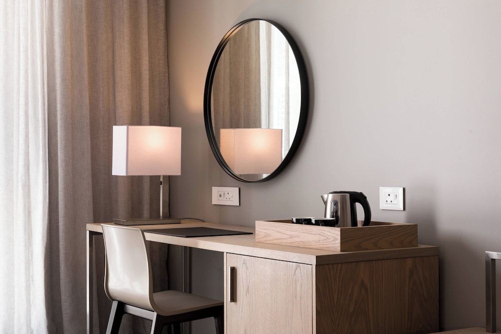 AC Hotel by Marriott Cape Town Waterfront Room, 2 Double Beds, Non Smoking, Mountain View 7