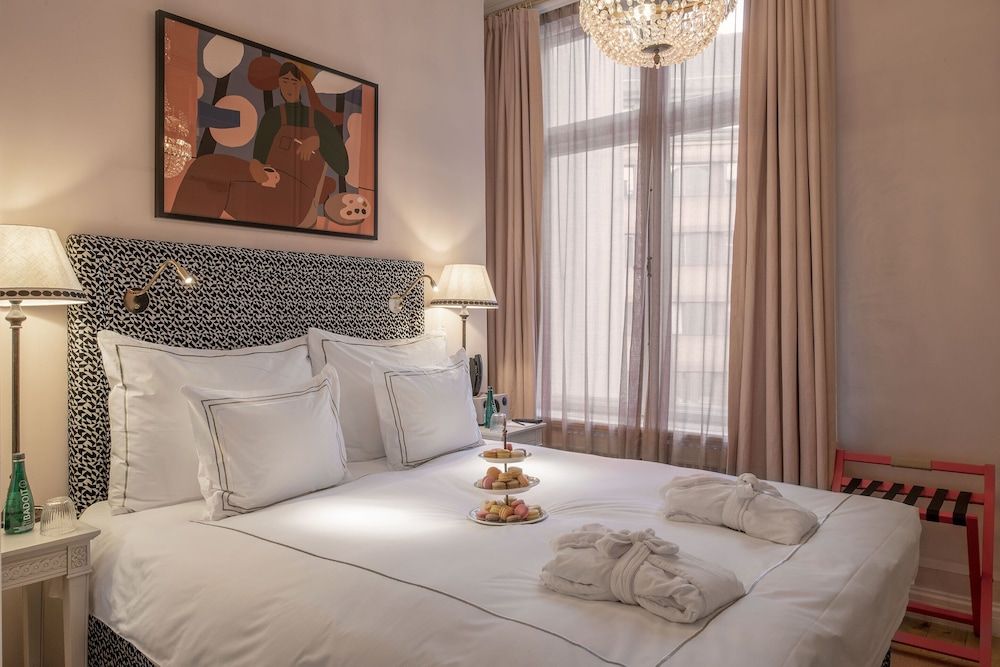 undefined The Sparrow Hotel 4