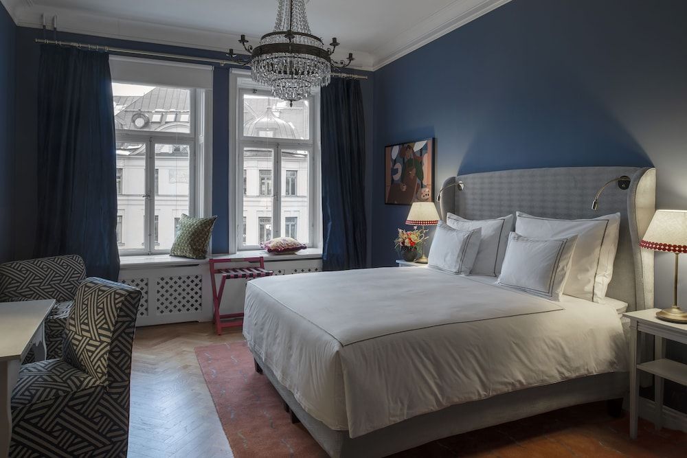 undefined The Sparrow Hotel 3