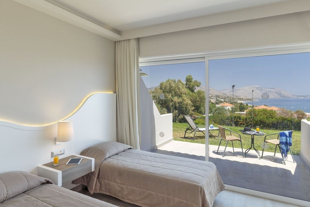 Family Room, Sea View (Superior)