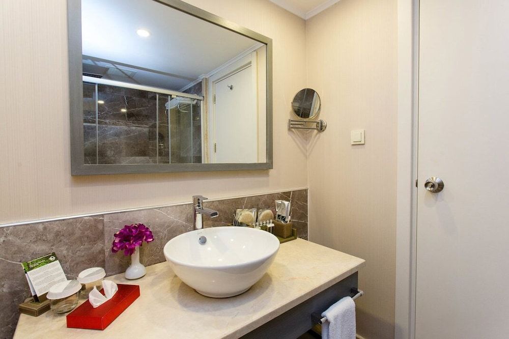 TUI Magic Life Rixos Beldibi +16 Family Suite, 1 King Bed with Sofa bed, Sea View 5