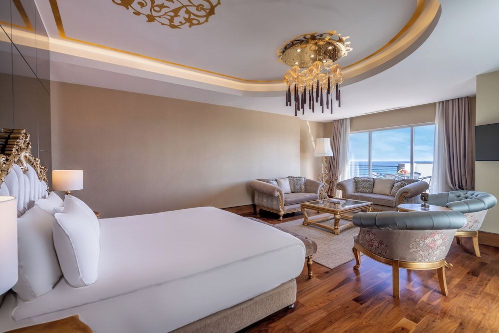TUI Magic Life Rixos Beldibi +16 Presidential Suite, 1 King Bed