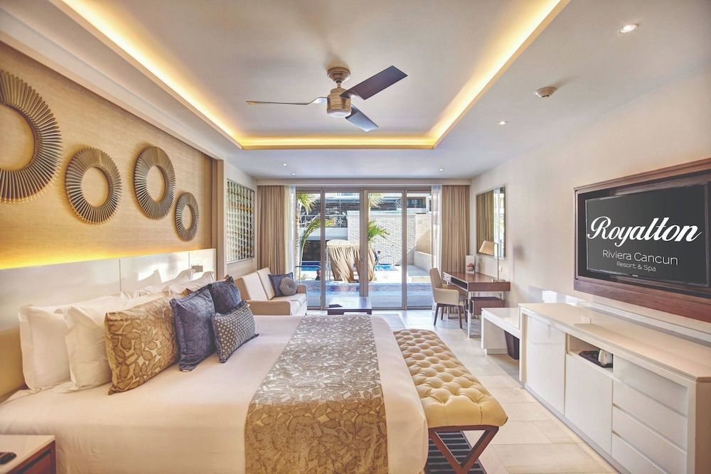 Luxury Suite Swim Out Diamond Club