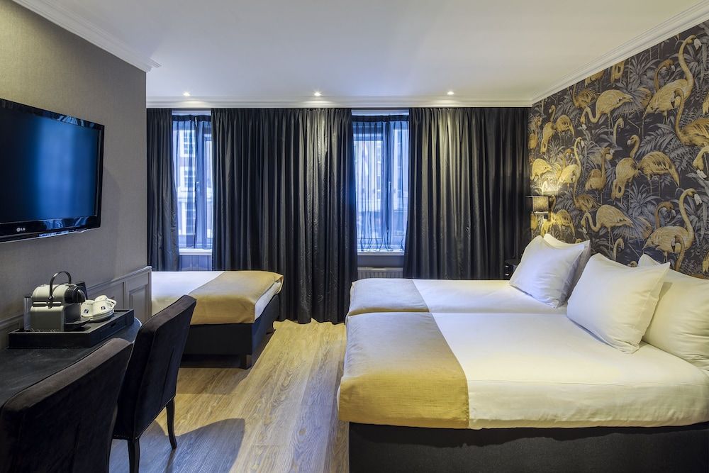 Hotel Sint Nicolaas Triple Room, 3 Twin Beds 4