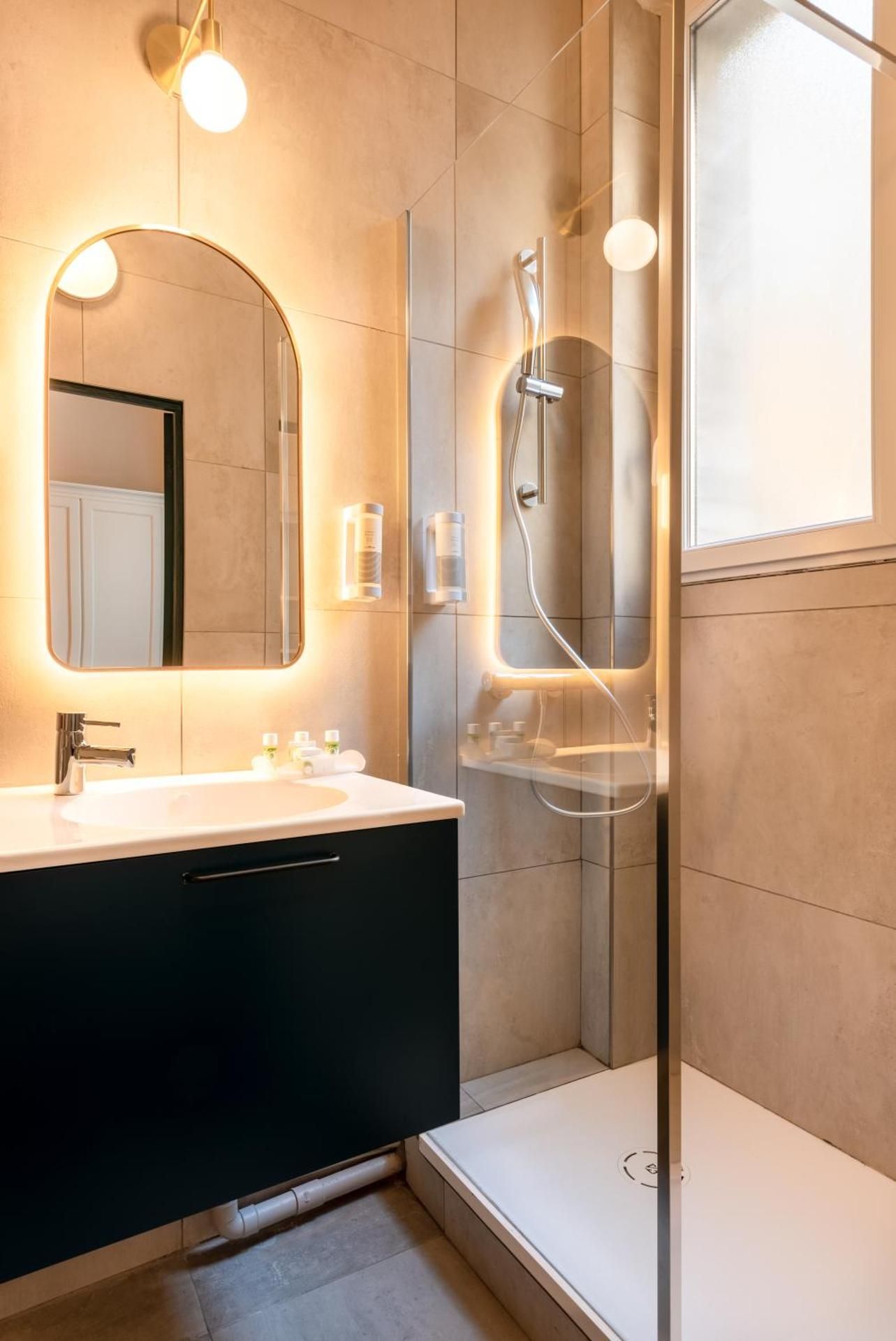 Princesse Caroline Standard Double or Twin Room 3