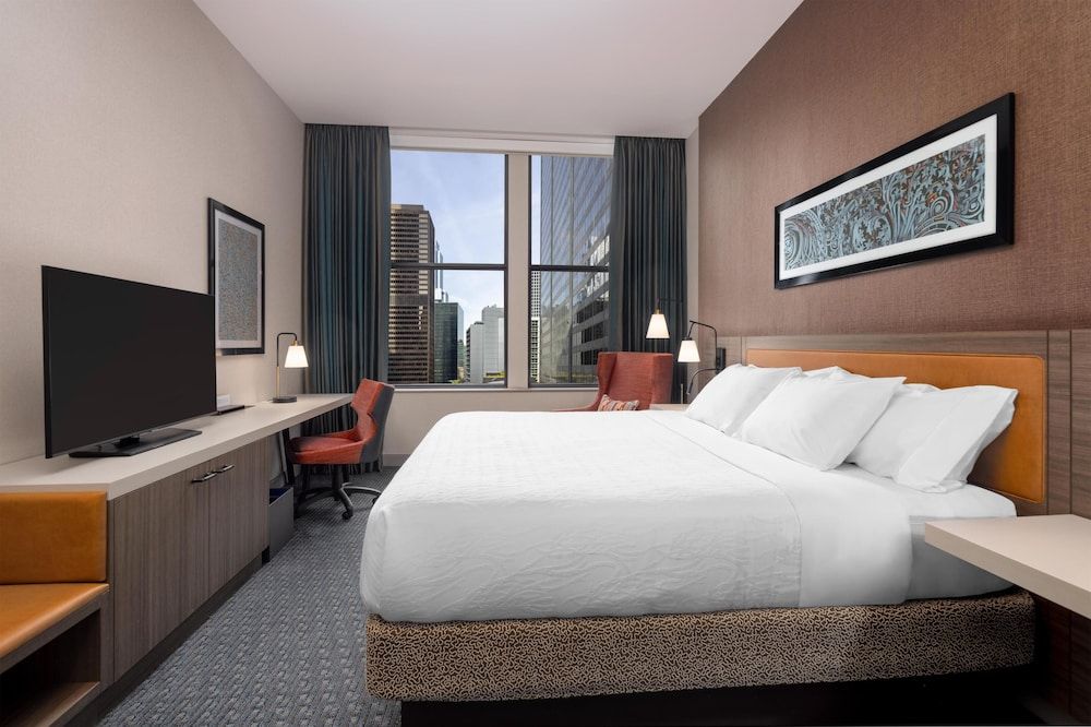 undefined Hilton Garden Inn Chicago Central Loop 8