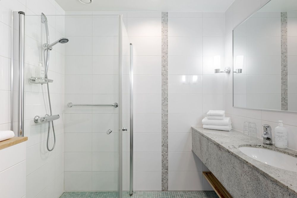 Break Sokos Hotel Flamingo Standard Room, 1 King Bed 5