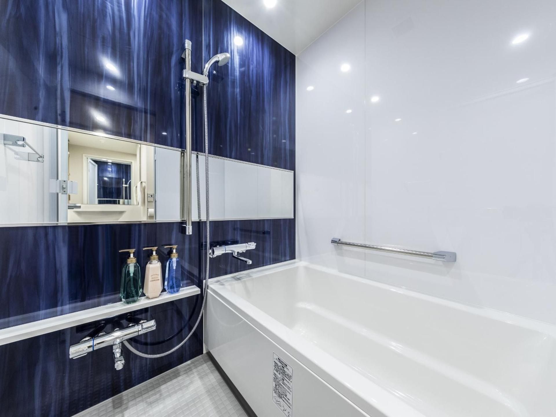 Premium Twin Room (2 Adults)