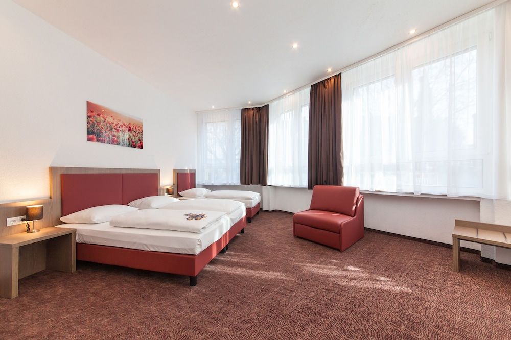 Family Room (5 Persons)