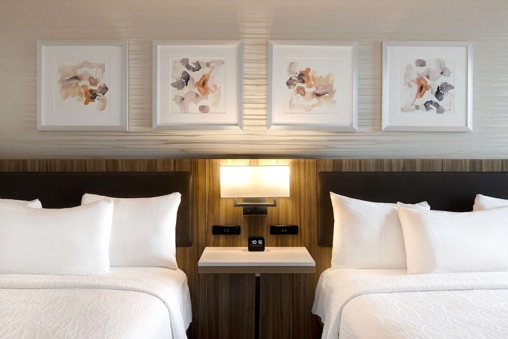 undefined Hilton Garden Inn Anaheim Resort 10