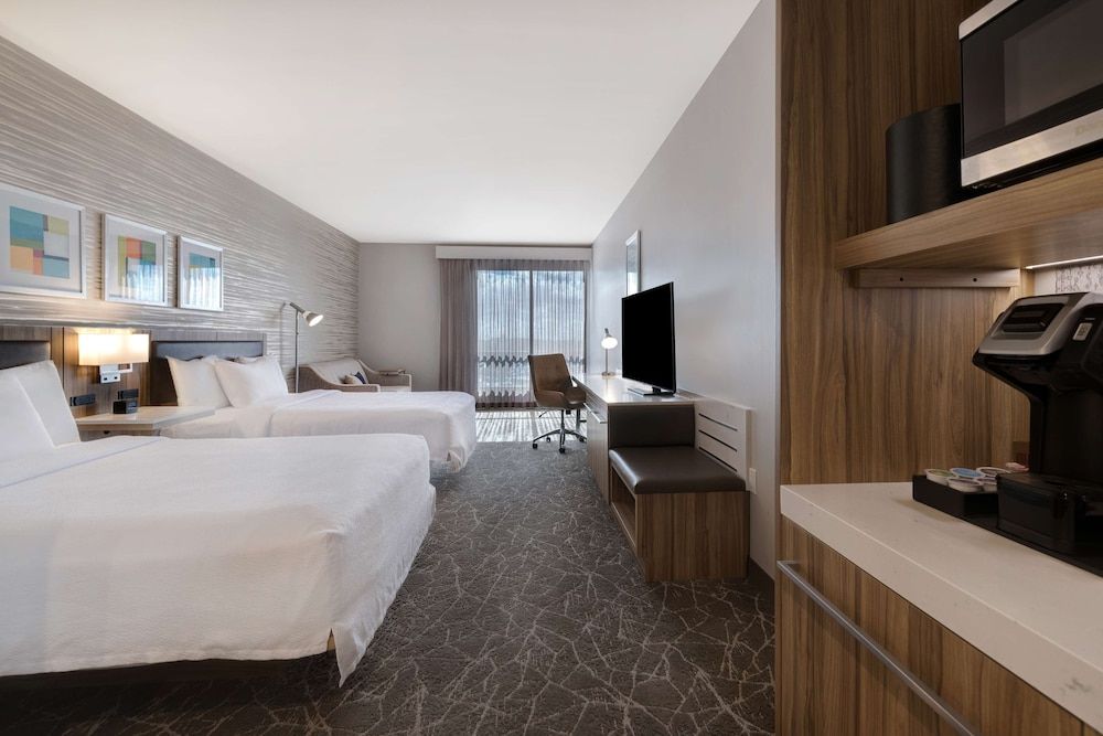 Deluxe Room, Multiple Beds, Accessible (Hearing)