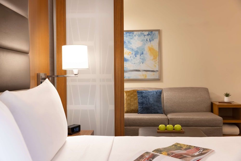 undefined Hyatt Place Houston Downtown 3