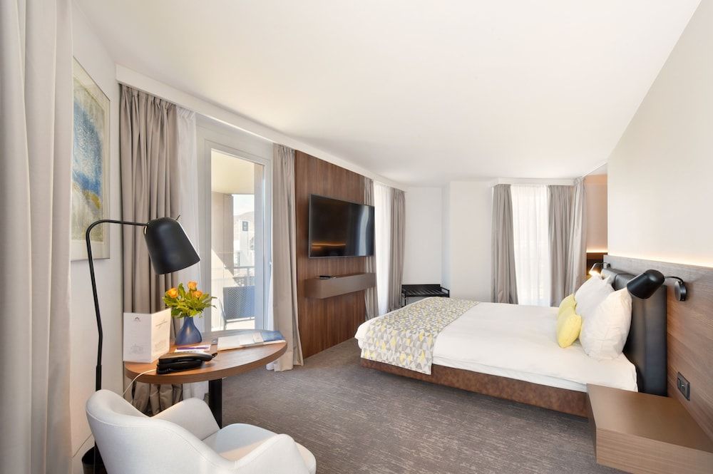 Astra Hotel Vevey Junior Suite