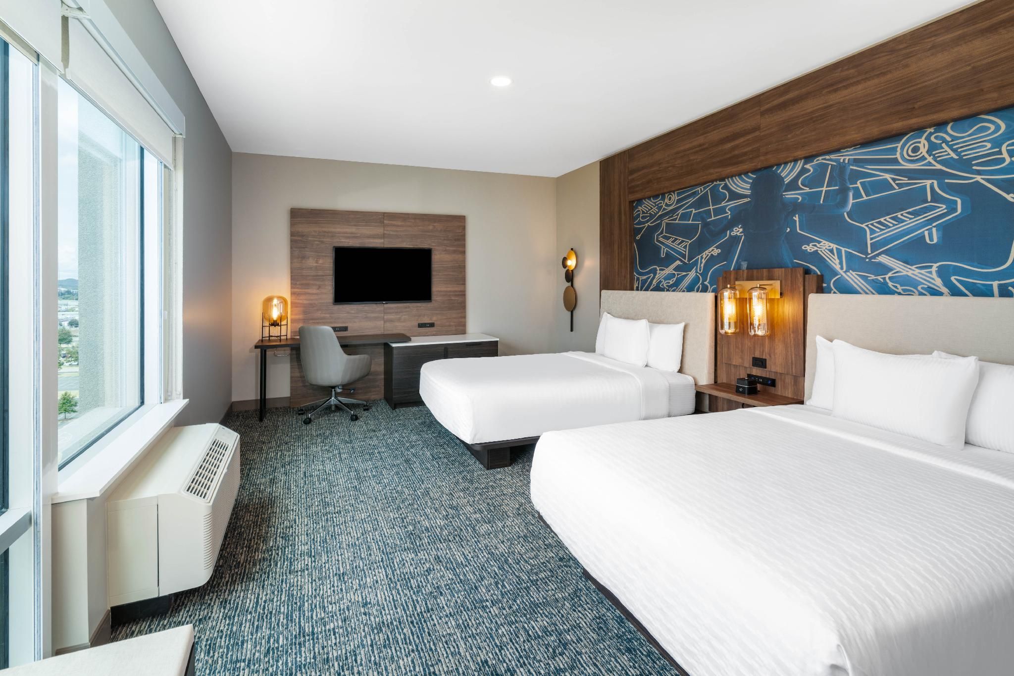 2 Queen Beds, Studio Suite, City View, Non-Smoking
