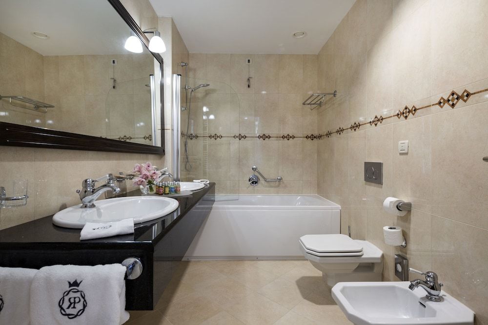 undefined Royal Princess Hotel 9