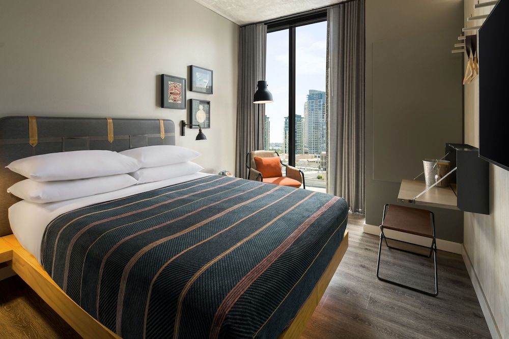 undefined Moxy San Diego Downtown/Gaslamp Quarter 2