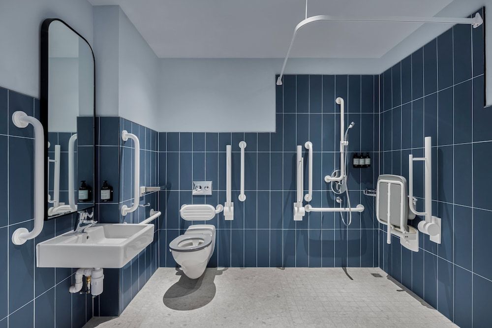 undefined Beckett Locke 3