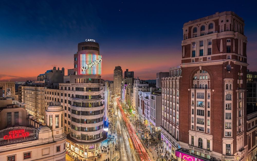 undefined Aloft Madrid Gran Via 5