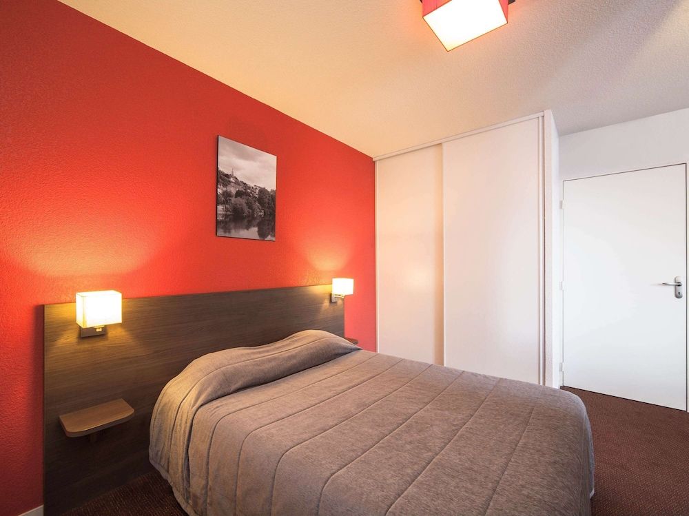 Studio, 1 Double Bed, City View