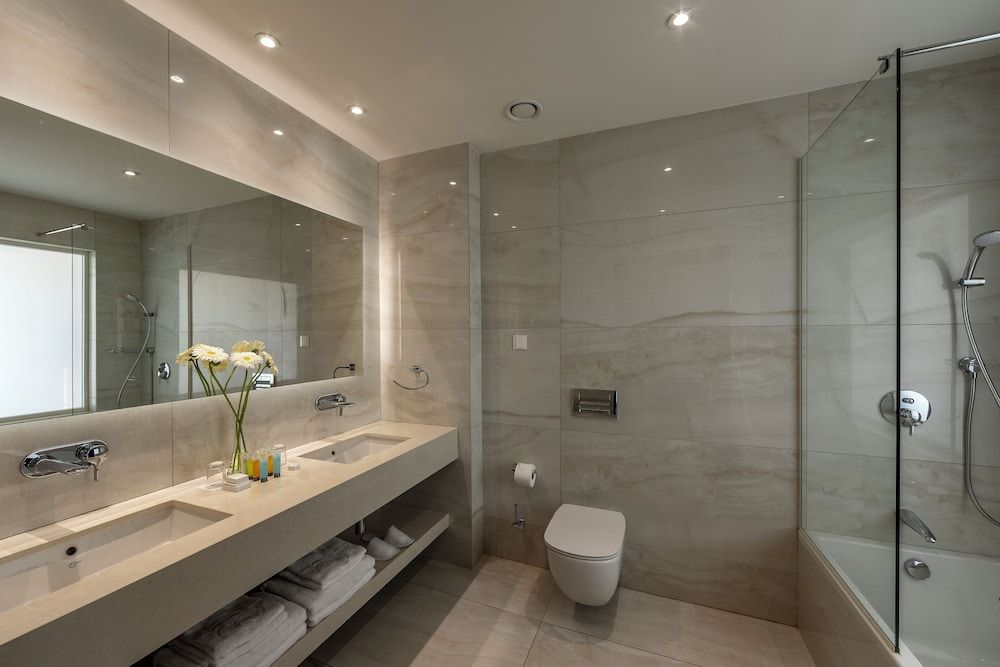 Chrysomare Beach Hotel and Resort Superior Room SV: Two connecting rooms 5