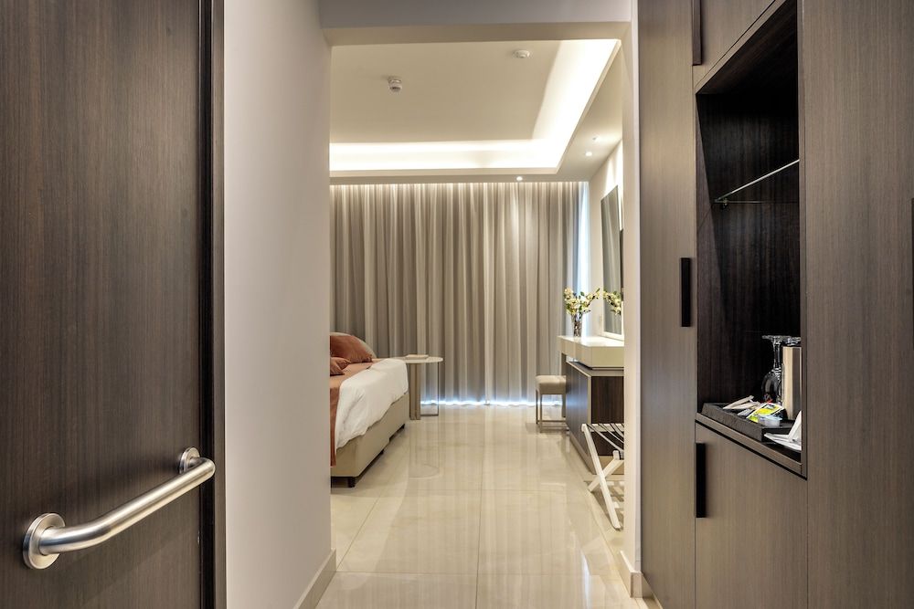 Chrysomare Beach Hotel and Resort Disable Sea View Suite 7